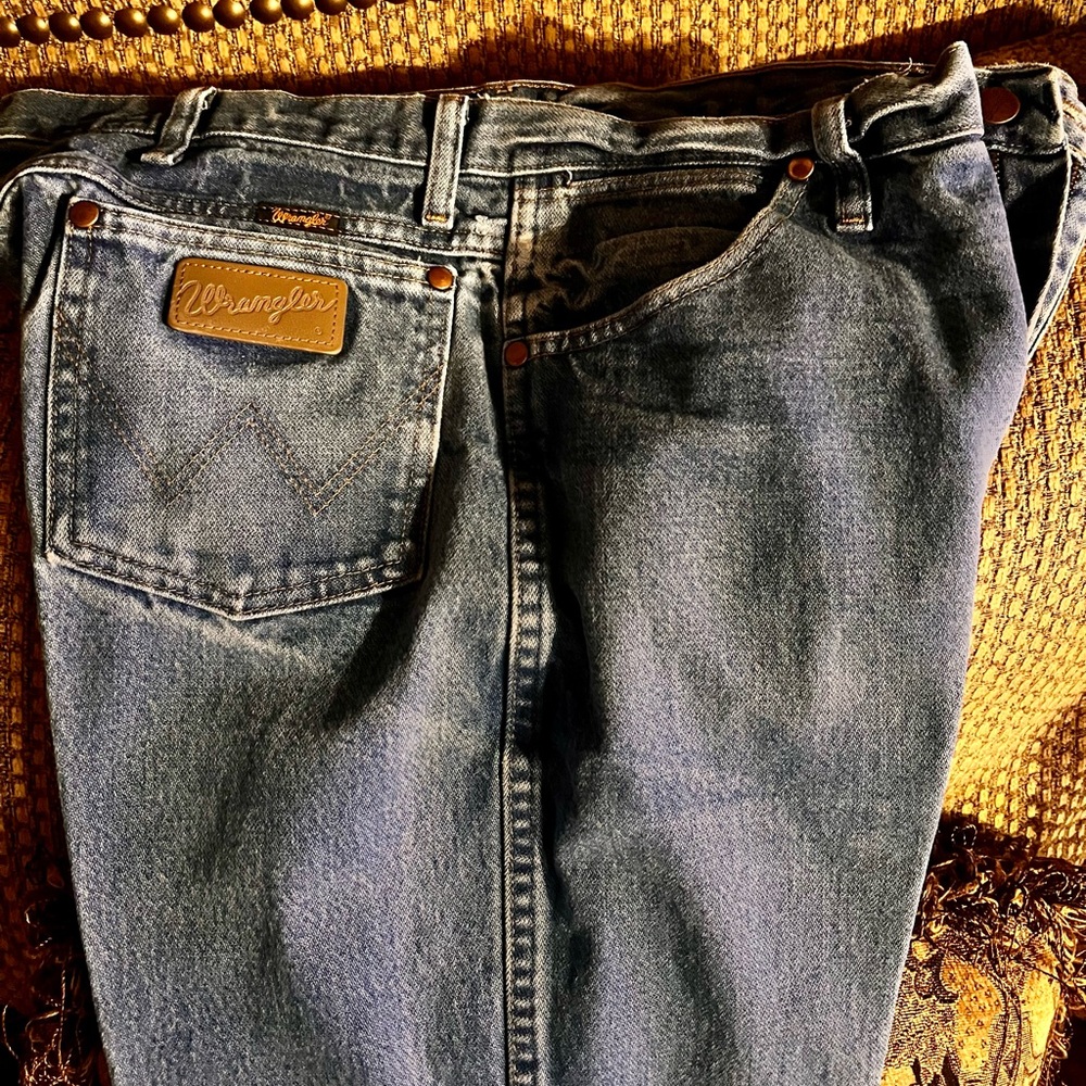 Wrangler Men's Slim Fit Blue Jeans